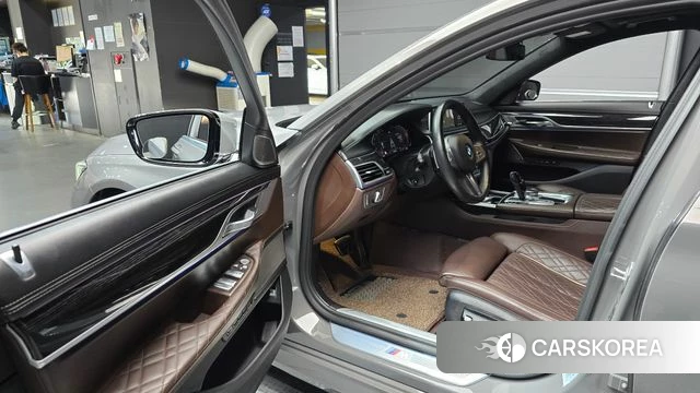 BMW 7 Series (G11) id 4593418 из Кореи 32