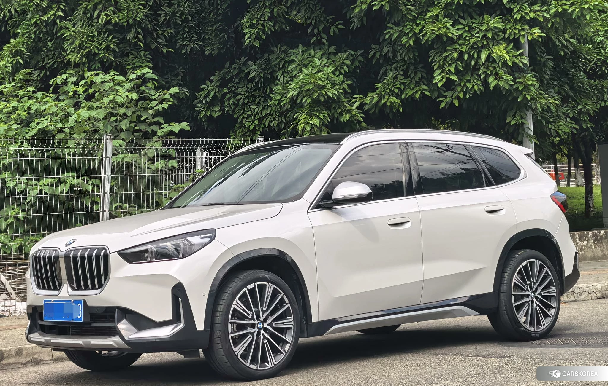 BMW X1 id 4504931 из Китая 16