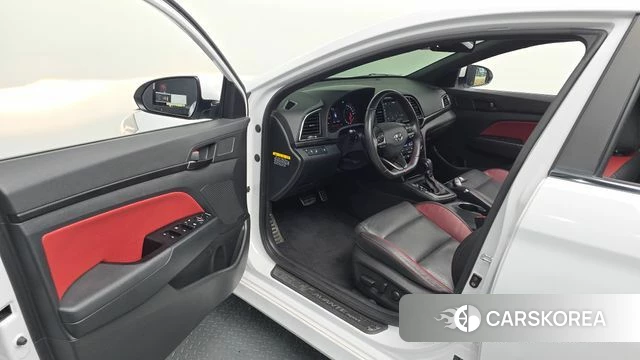 Hyundai Avante AD id 4568624 из Кореи 25