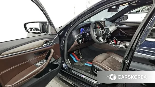 BMW 5 Series (G30) id 3380201 из Кореи 20