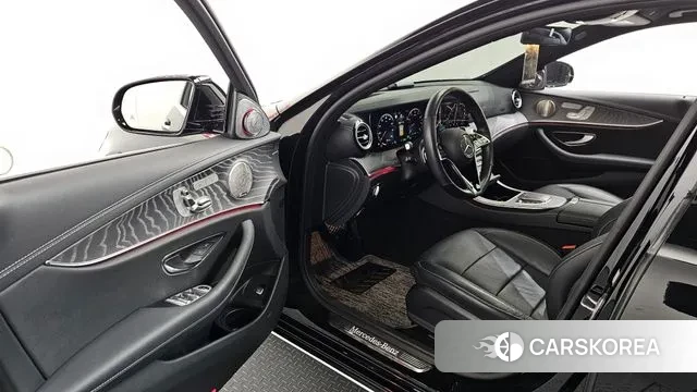 Mercedes-Benz E-Class W213 id 3472529 из Кореи 20