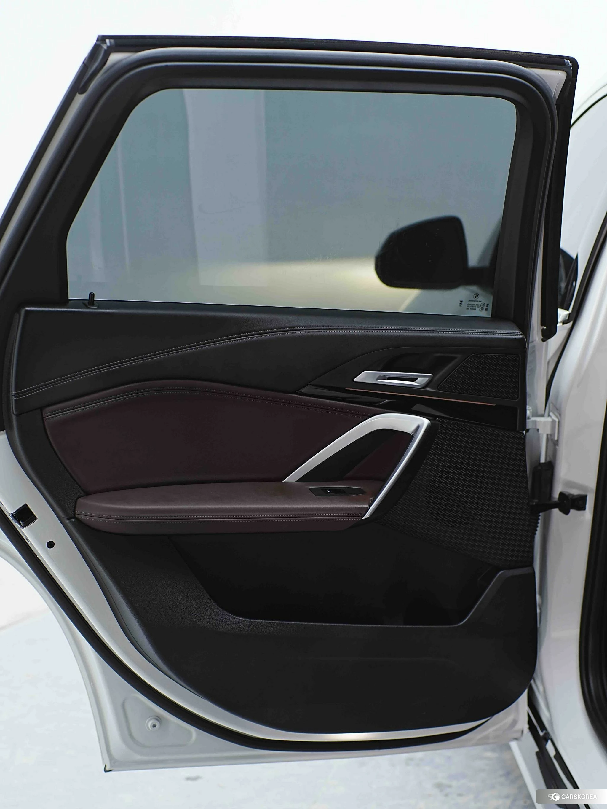 BMW X1 id 4510945 из Китая 28