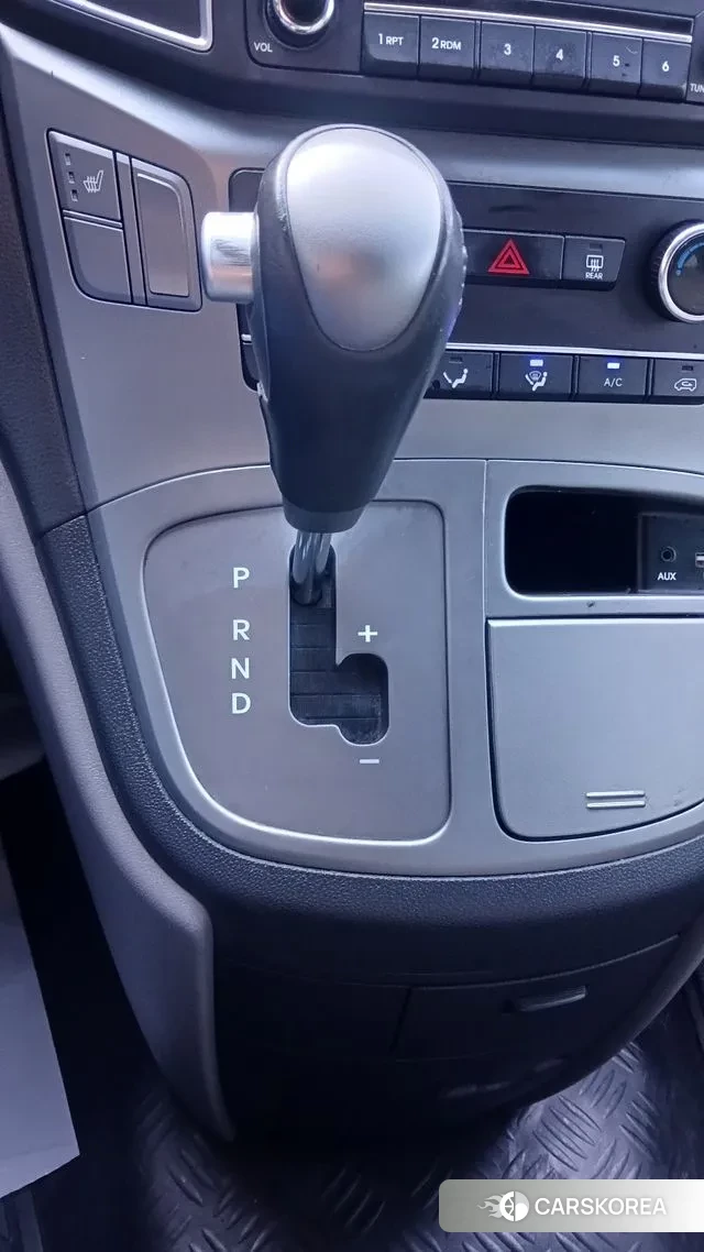 Hyundai The New Grand Starex id 3535369 из Кореи 20