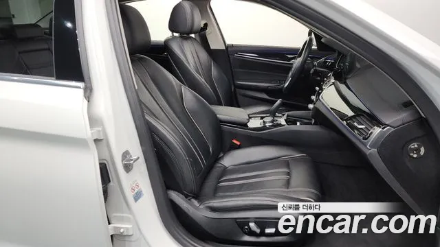 BMW 5 Series (G30) id 2315944 из Кореи 20