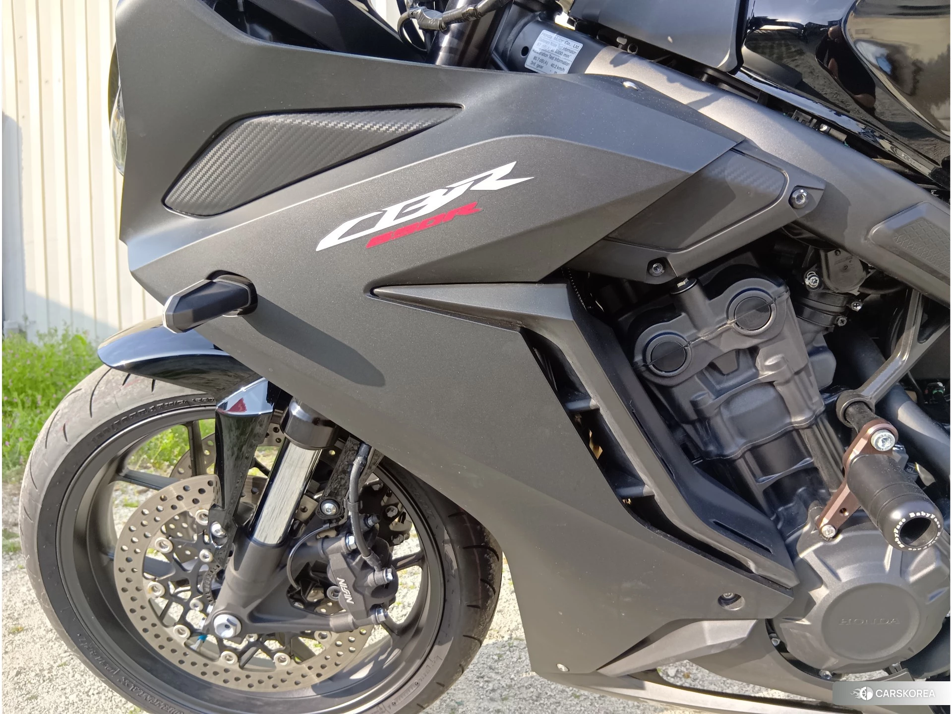 Проданный Honda CBR650R id 4184938 из Японии, фото 22