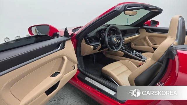 Porsche 911(992) id 4394599 из Кореи 28