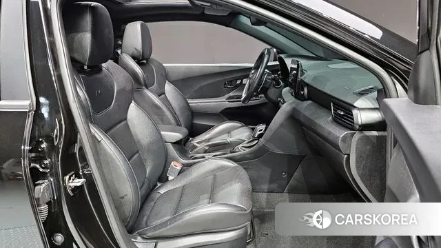 Hyundai Veloster (JS) id 3691359 из Кореи 20