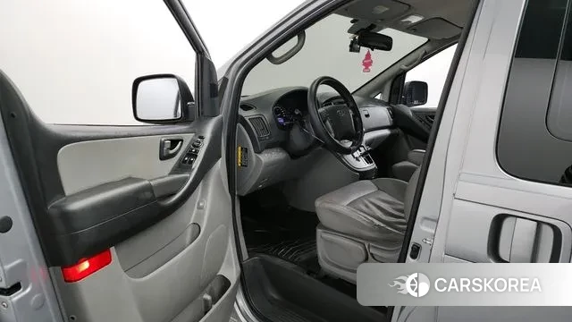 Hyundai The New Grand Starex id 3656948 из Кореи 20