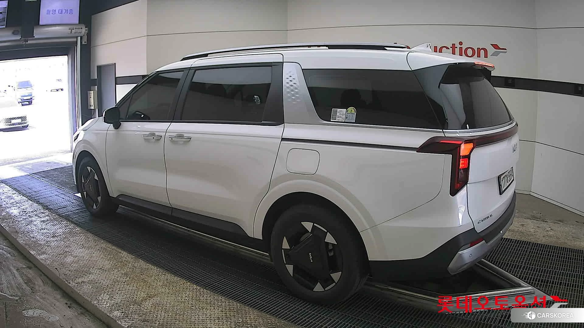 Kia Carnival Hybrid id 3882127 из Кореи 38