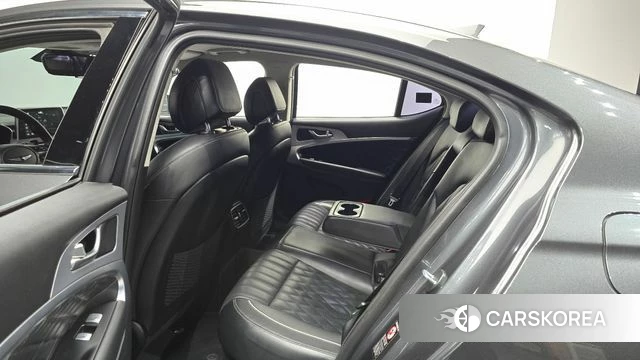 Genesis G70 id 4520937 из Кореи 30