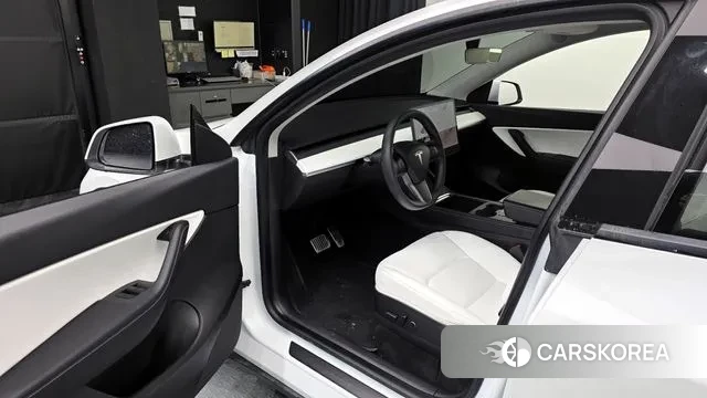 Tesla Model Y id 3572966 из Кореи 20