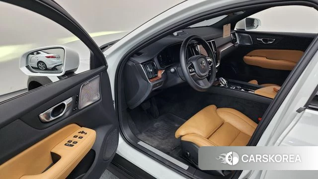 Volvo V60 Cross-Country 2nd Generation id 4617913 из Кореи 37