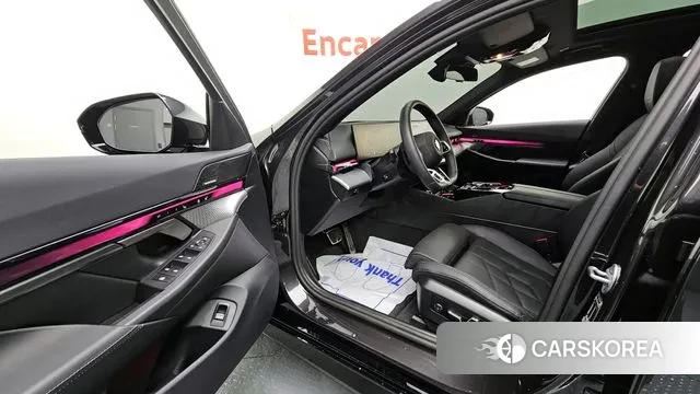 BMW 5 Series (G60) id 3436775 из Кореи 20