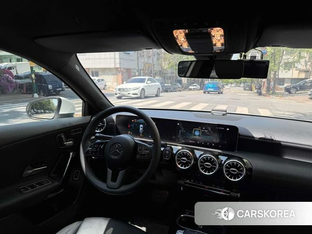 Mercedes-Benz A-Class W177 id 4206659 из Кореи 19