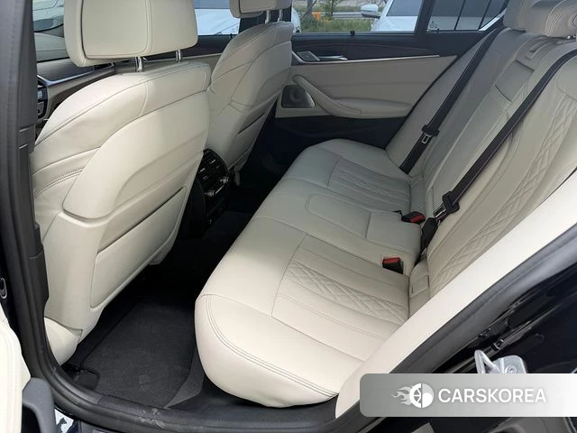 BMW 5 Series (G30) id 4187470 из Кореи 20