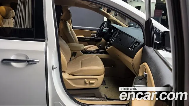 Kia The New Carnival id 2760217 из Кореи 20