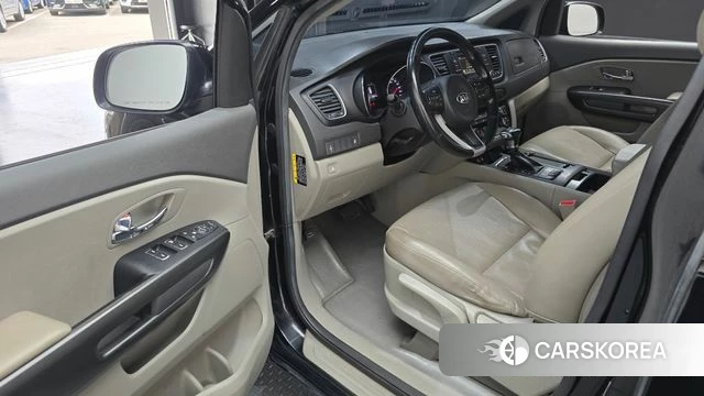 Kia All New Carnival id 4471811 из Кореи 20