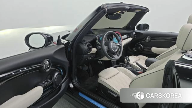 Mini Cooper S Convertible id 4395289 из Кореи 31