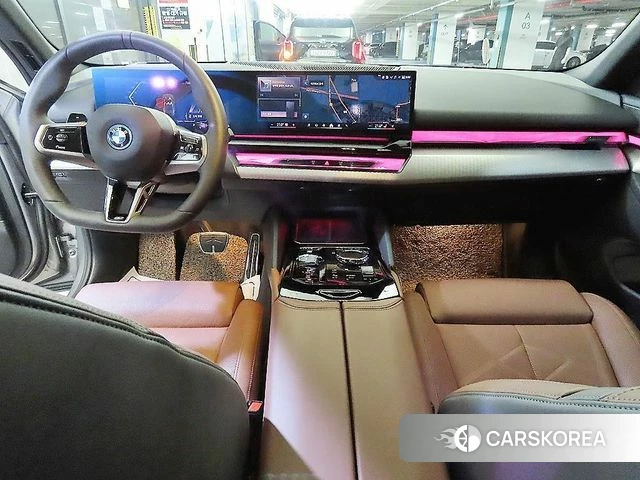 BMW 5 Series (G60) id 4298576 из Кореи 20
