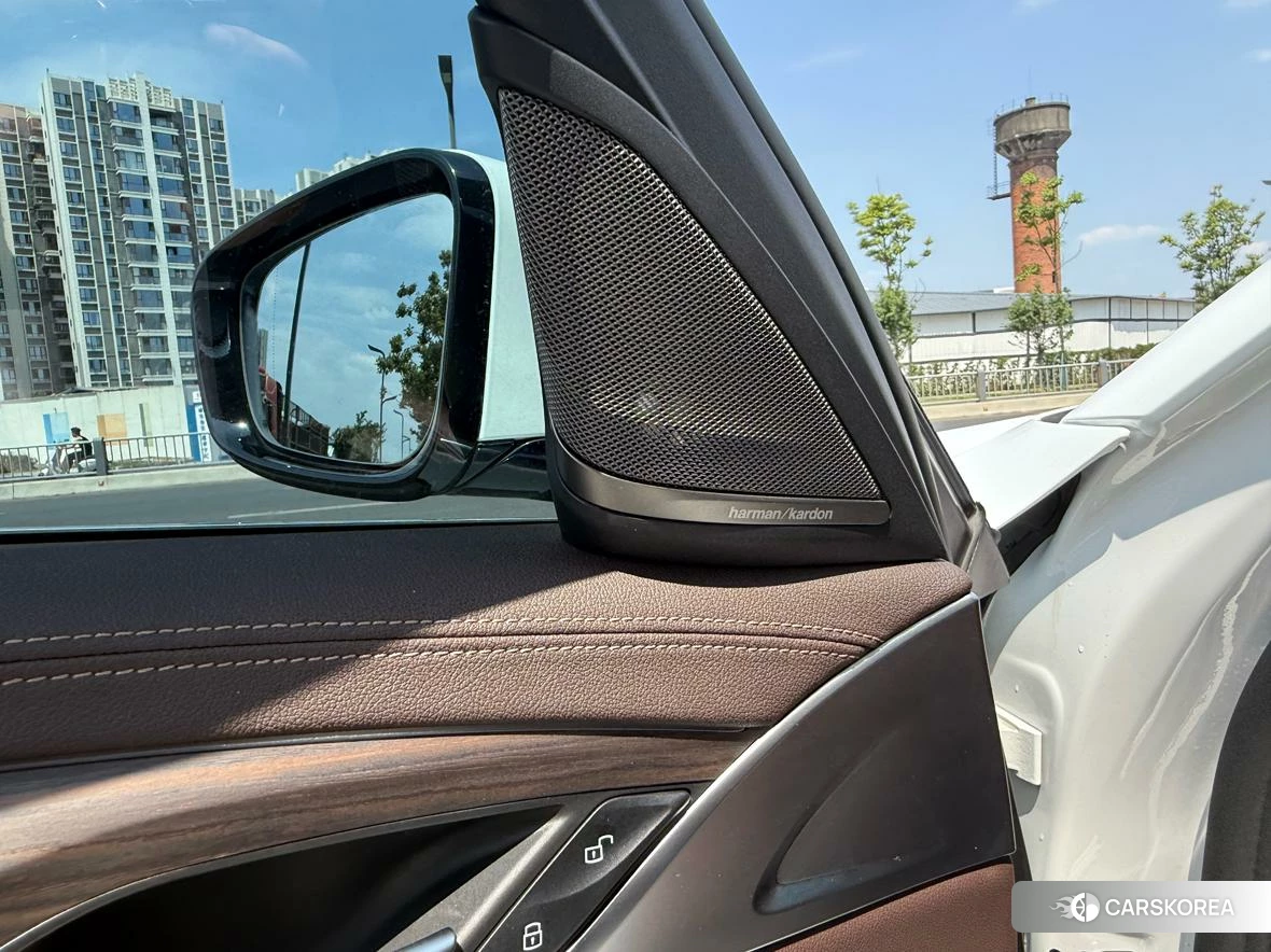 BMW 5 series id 4453792 из Китая 21