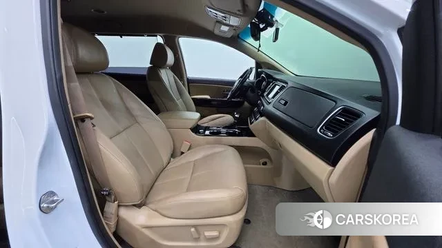 Kia The New Carnival id 2966508 из Кореи 20