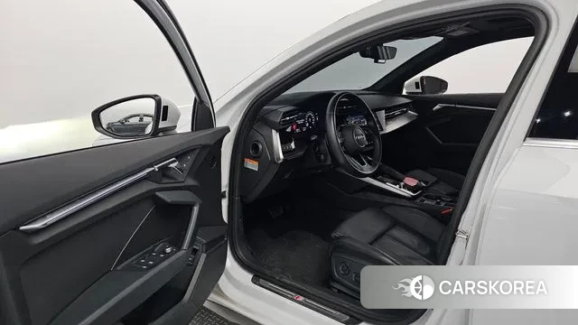 Audi A3 (8Y) id 2993551 из Кореи 20