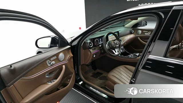 Mercedes-Benz E-Class W213 id 3936380 из Кореи 20