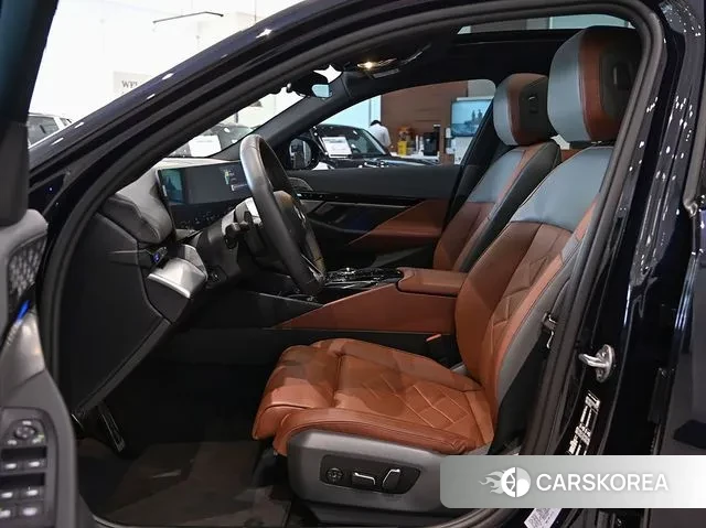 BMW 5 Series (G60) id 2983811 из Кореи 20