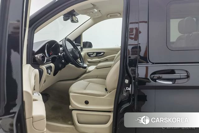 Mercedes-Benz V-class id 4307083 из Китая 24