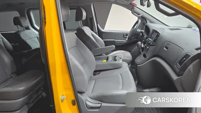 Hyundai The New Grand Starex id 3747481 из Кореи 20