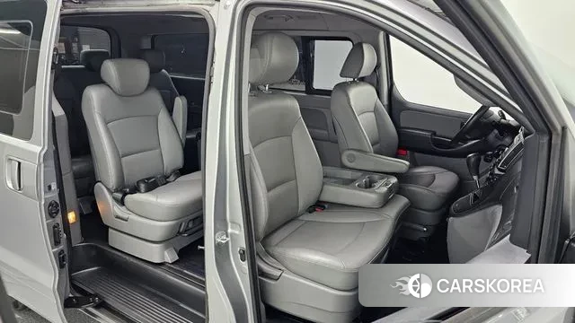 Hyundai The New Grand Starex id 3582331 из Кореи 20