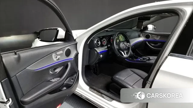 Mercedes-Benz E-Class W213 id 3514941 из Кореи 20
