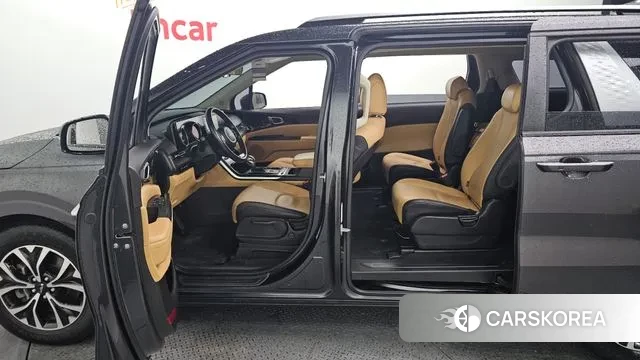 Kia Carnival 4th generation id 3712400 из Кореи 20