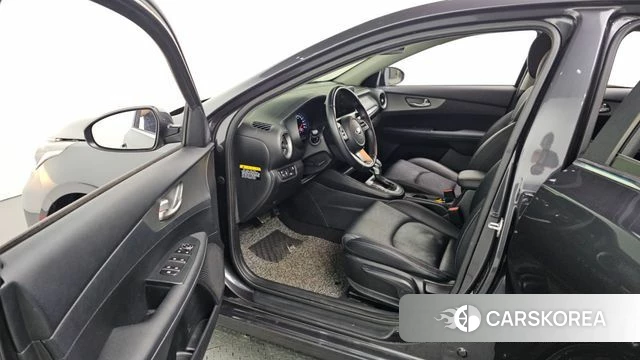 Kia Come New K3 id 3905567 из Кореи 20