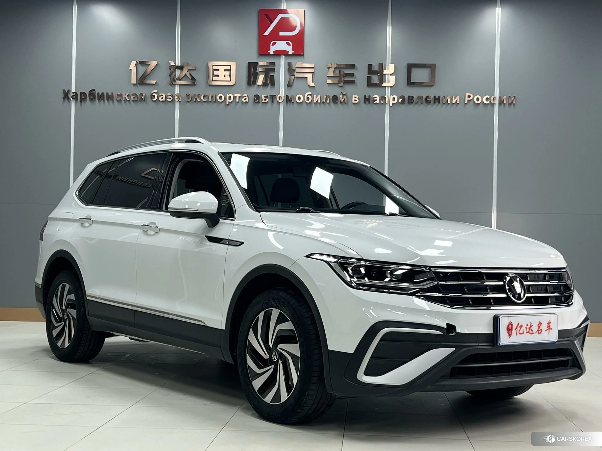 Volkswagen Tiguan L id 4473642 из Китая 26