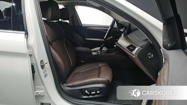 BMW 5 Series (G30) id 3838619 из Кореи 20