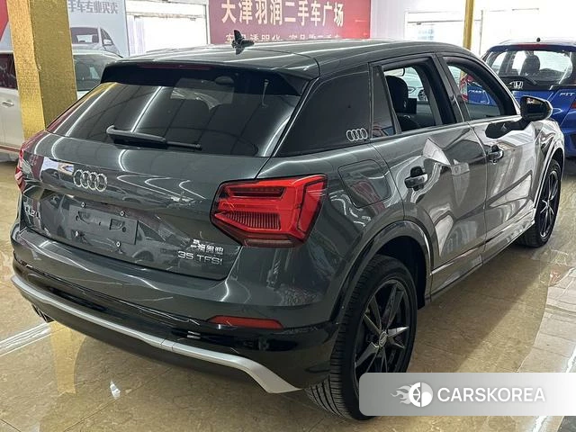 Audi Q2L id 4313832 из Китая 18