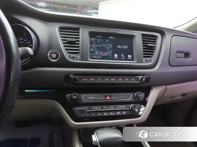 Kia The New Carnival id 3573980 из Кореи 20