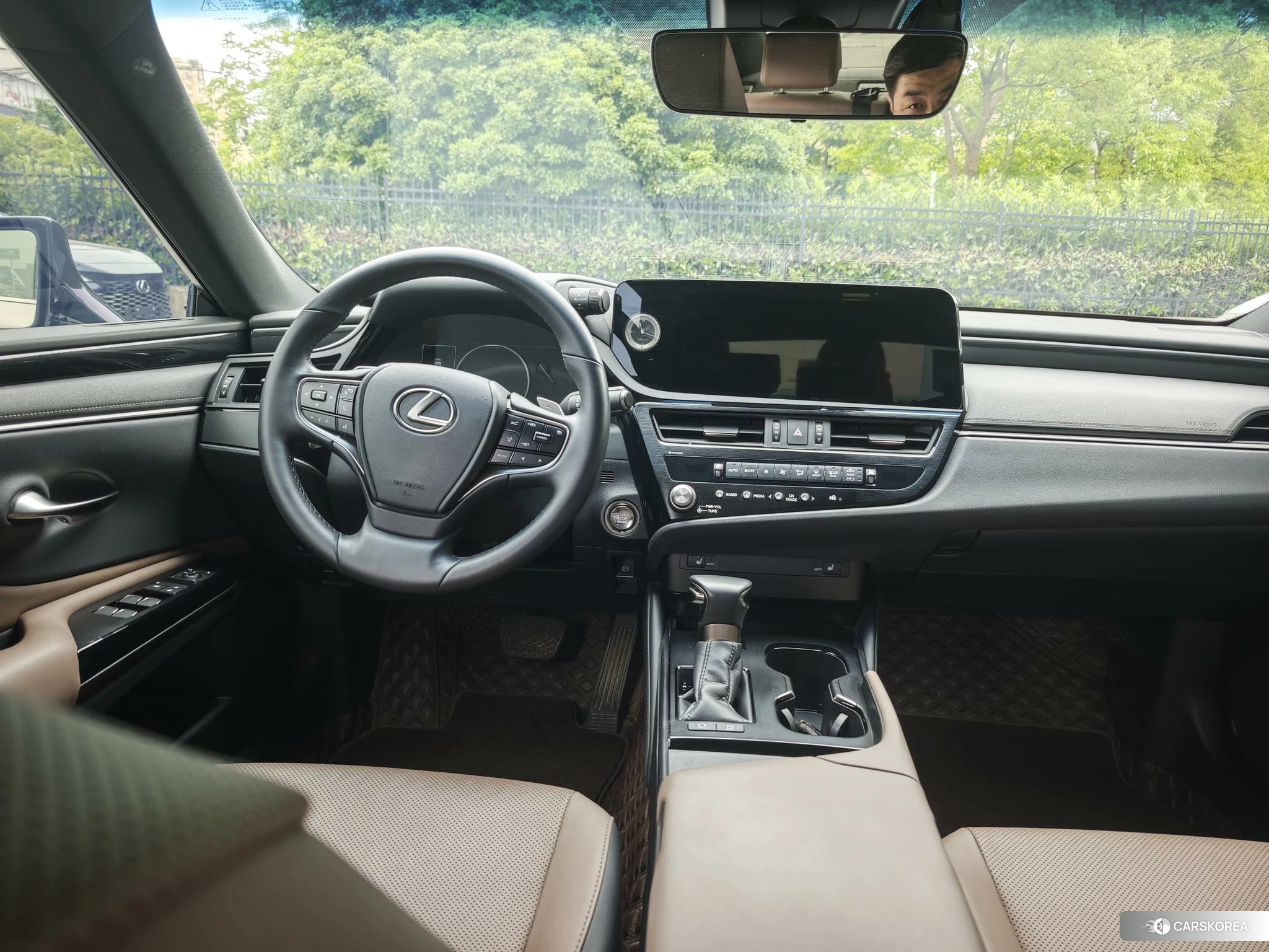 Lexus ES id 4455415 из Китая 16