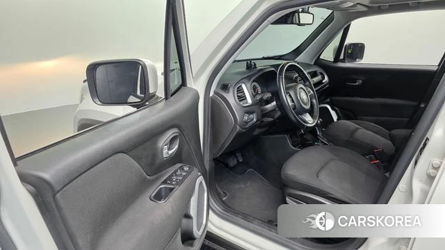 Jeep Renegade id 4495731 из Кореи 33