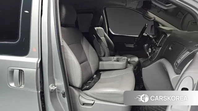 Hyundai The New Grand Starex id 3547469 из Кореи 20