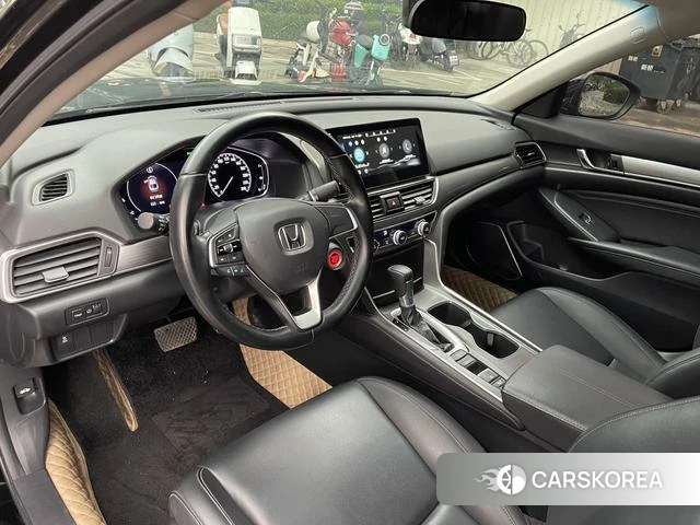 Honda Accord id 4297818 из Китая 17