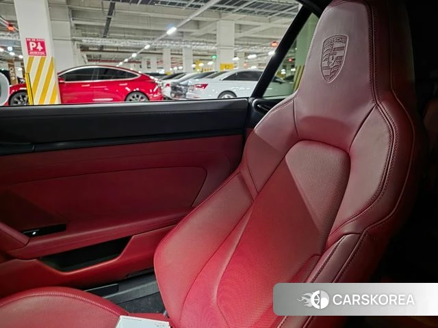 Porsche 911(992) id 4293137 из Кореи 15