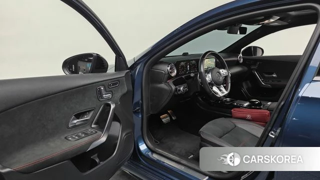 Mercedes-Benz A-Class W177 id 4696562 из Кореи 31