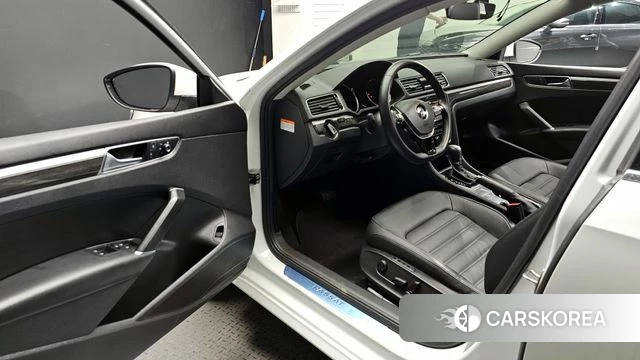 Volkswagen The New Passat id 3924842 из Кореи 20