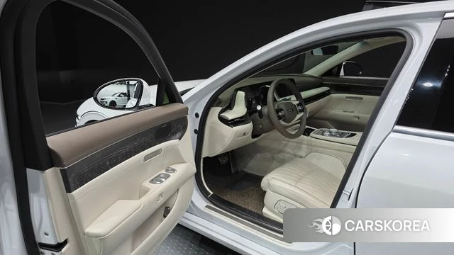 Genesis G90 (RS4) id 4469613 из Кореи 30