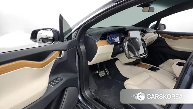 Tesla Model X id 3187228 из Кореи 20