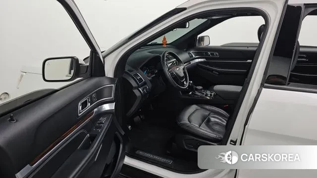 Ford Explorer id 3736940 из Кореи 20