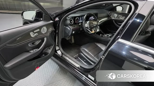 Mercedes-Benz E-Class W213 id 3788835 из Кореи 20