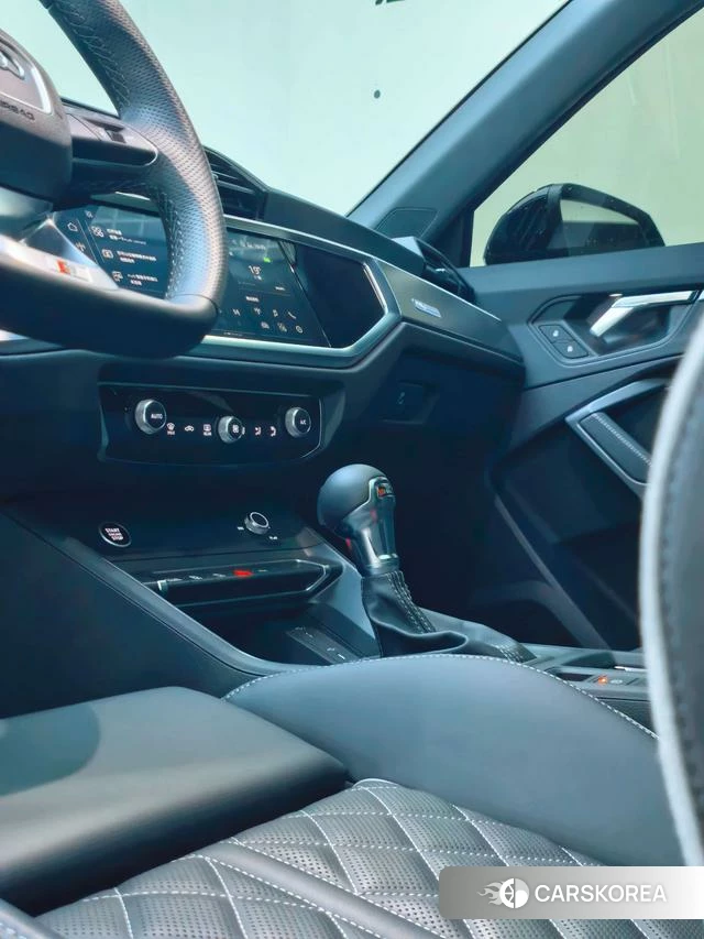 Audi Q3 Sportback id 4261510 из Китая 19
